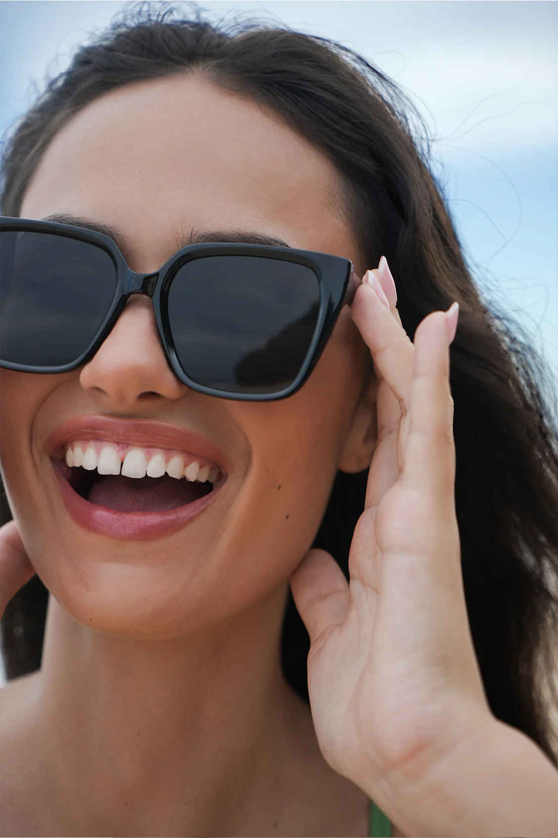 Black Milan Square Women’s Sunglasses - Image 2