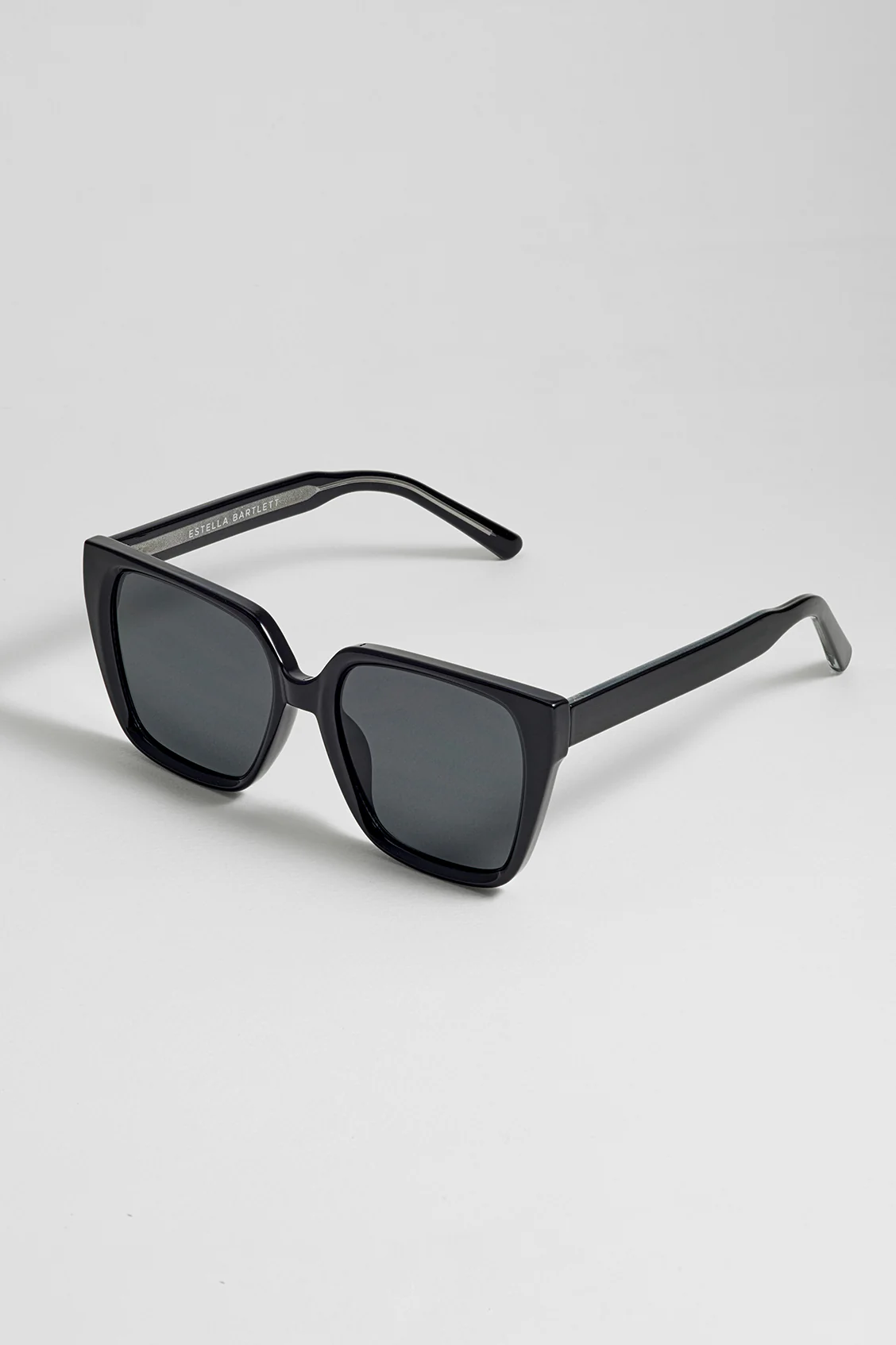 Black Milan Square Women’s Sunglasses - Image 4