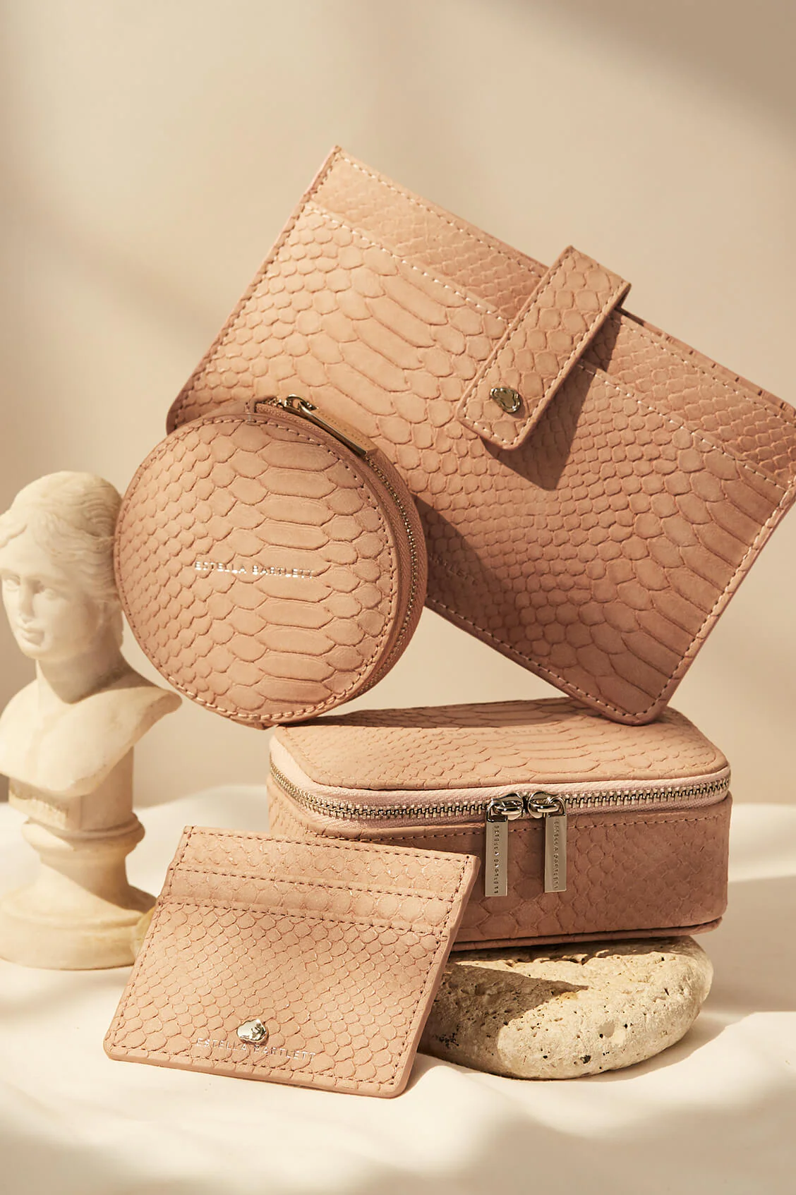 Circle Coin Purse - Image 5