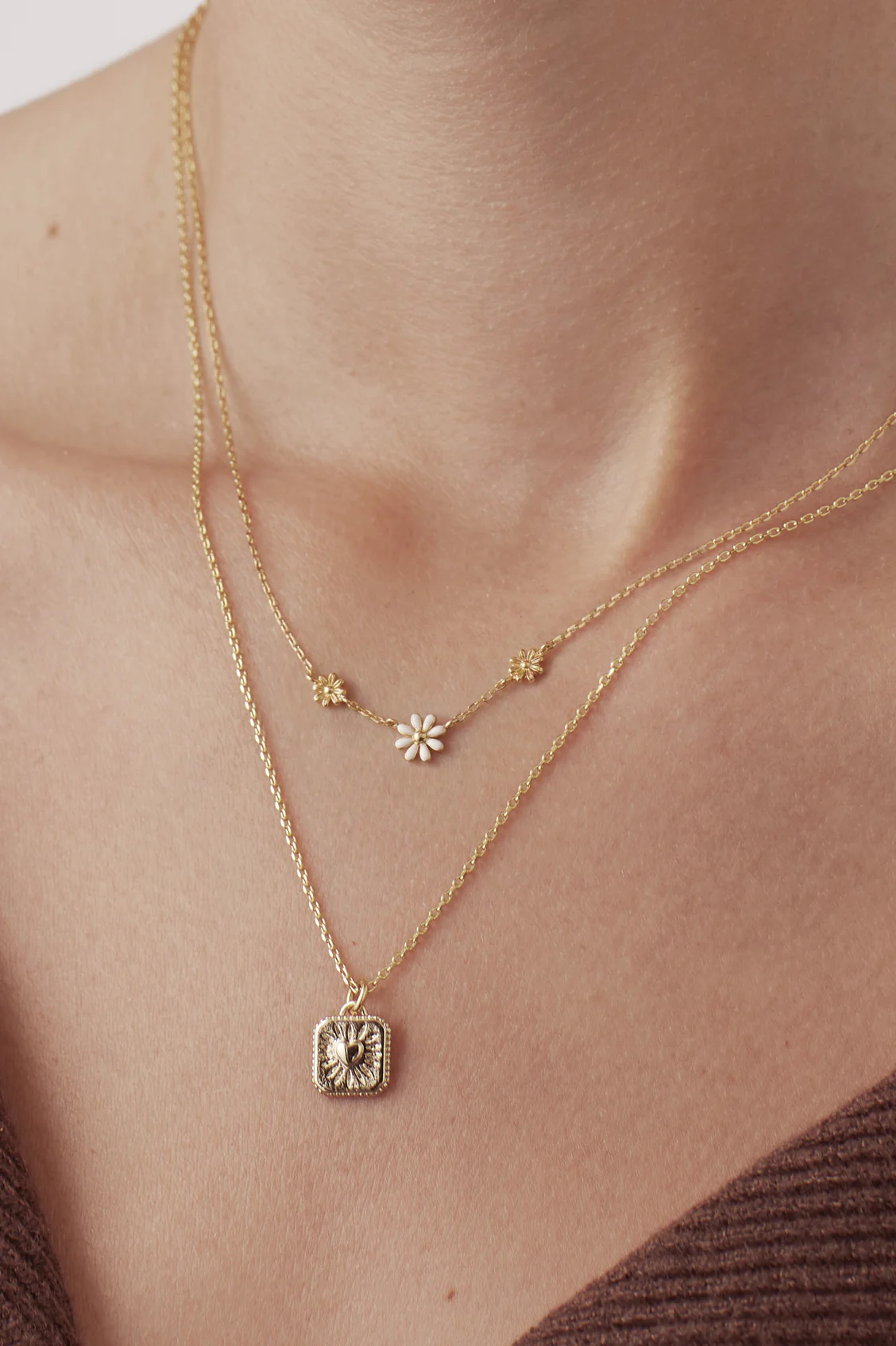 Triple Flower White Enamel Necklace - Image 2