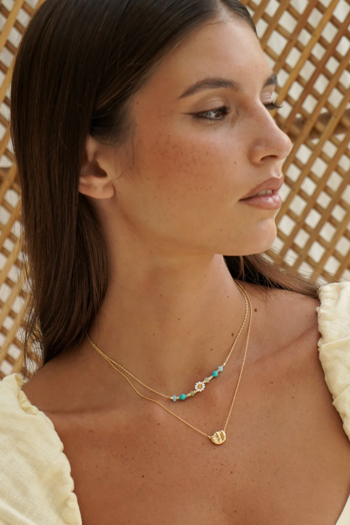 Turquoise Beaded Flower Necklace - Image 5