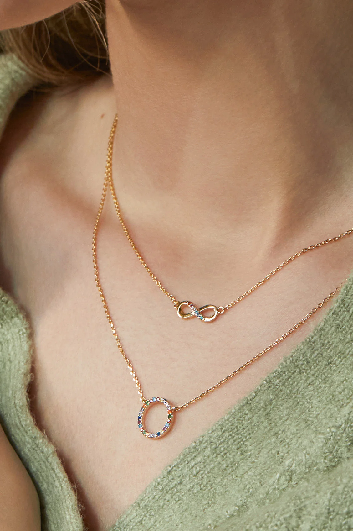 Rainbow Circle Necklace - Image 4