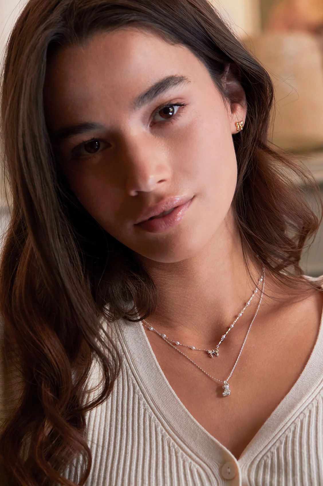 Pearl Bow Necklace - Image 2