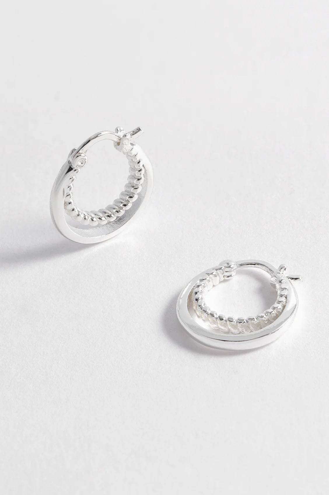 Twisted Double Hoops