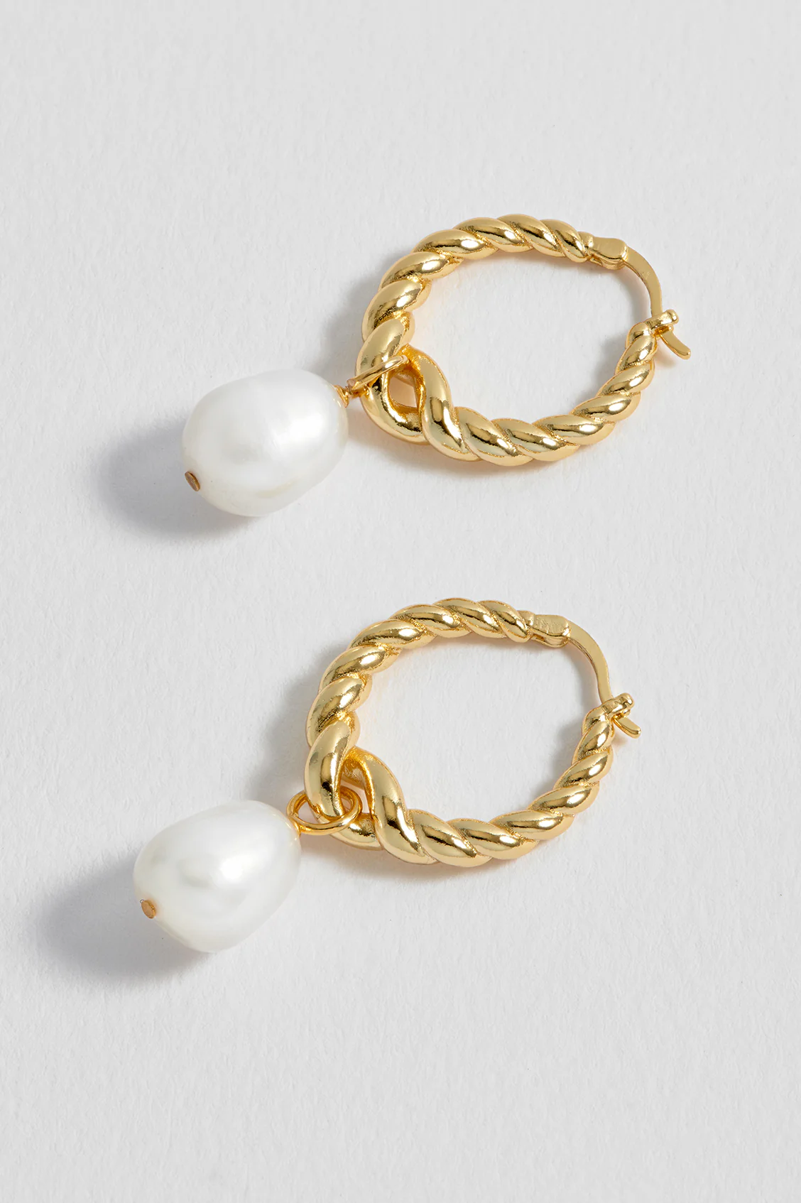 Graduating Twist Pearl Drop Hoop Earrings - Image 4