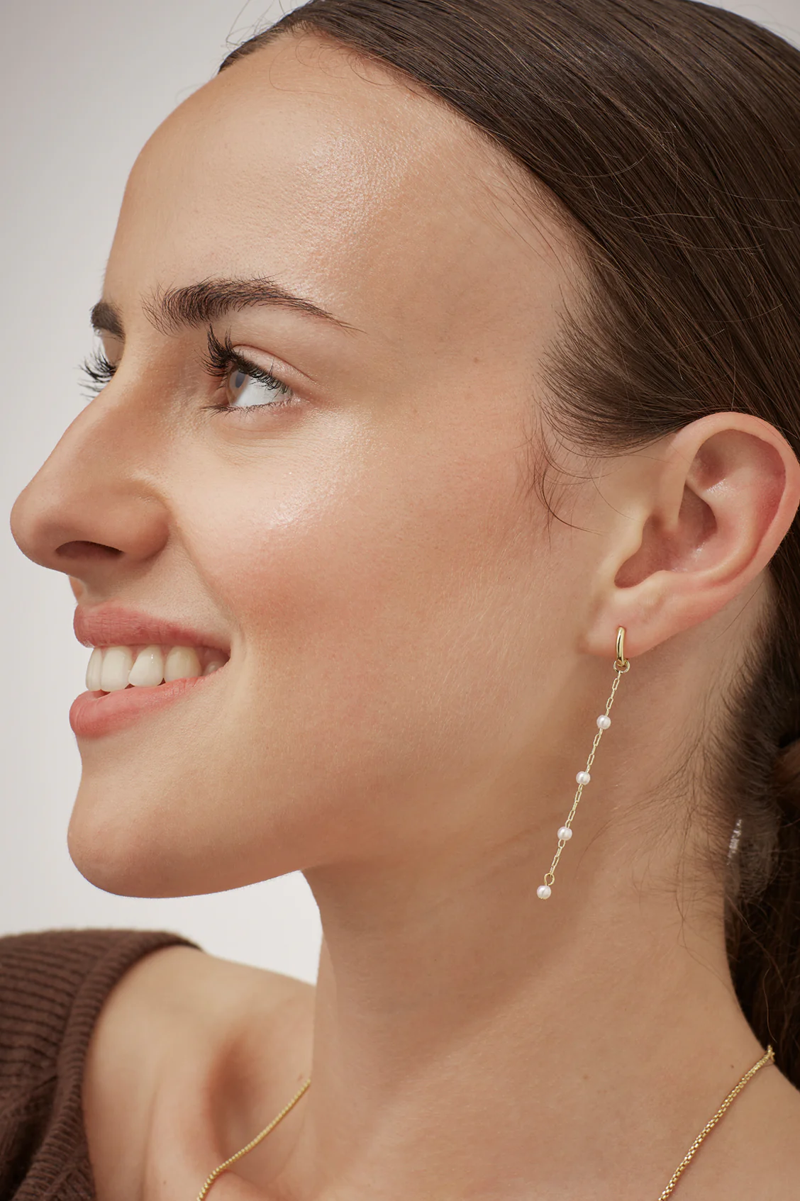 Pearl Chain Drop Huggies - Image 5